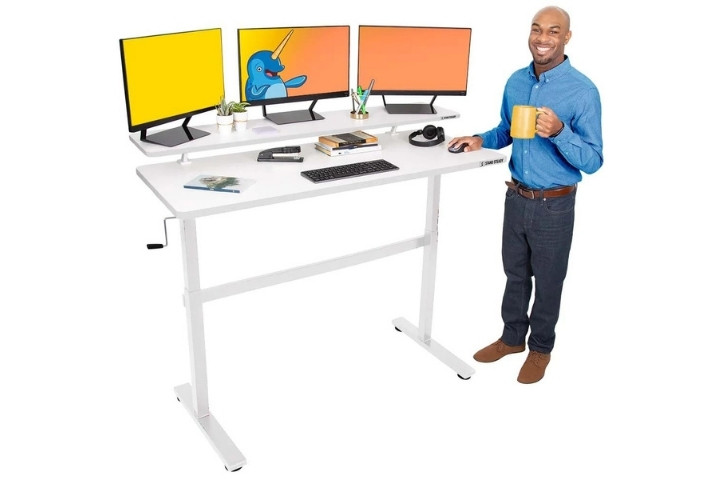 Best Computer Desk for 3 Monitors