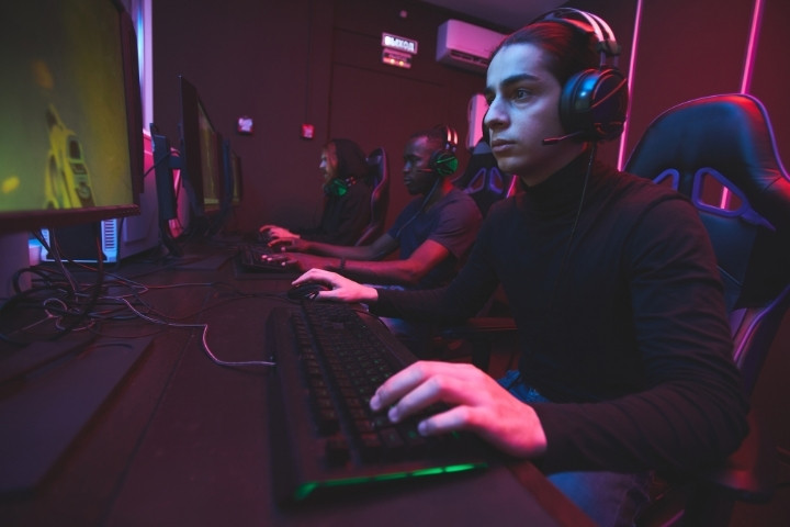 How much data does online gaming use on PC