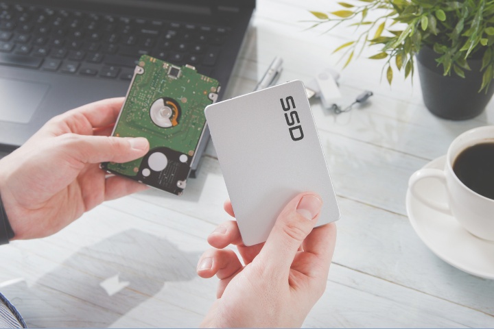 How do SSD and HDD work together for PC? (Guide, Benefits)