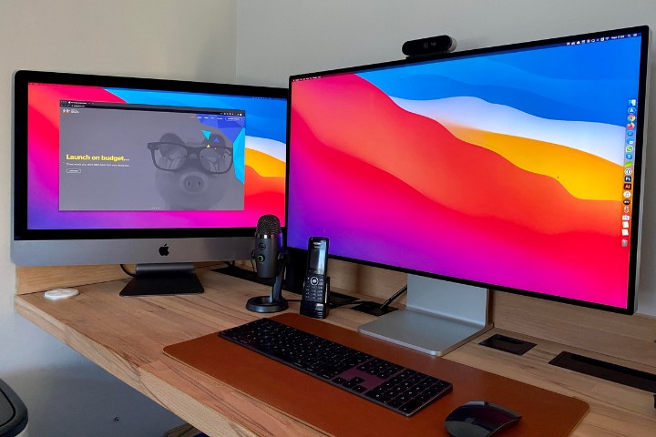 How many external monitors can an iMac 27 support? (Answered, Methods)