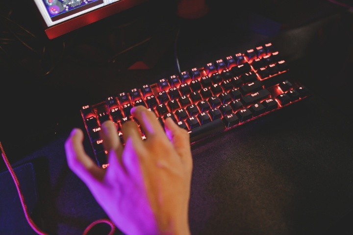 Why Is Mechanical Keyboard Good For Gaming? (Types, Guides)
